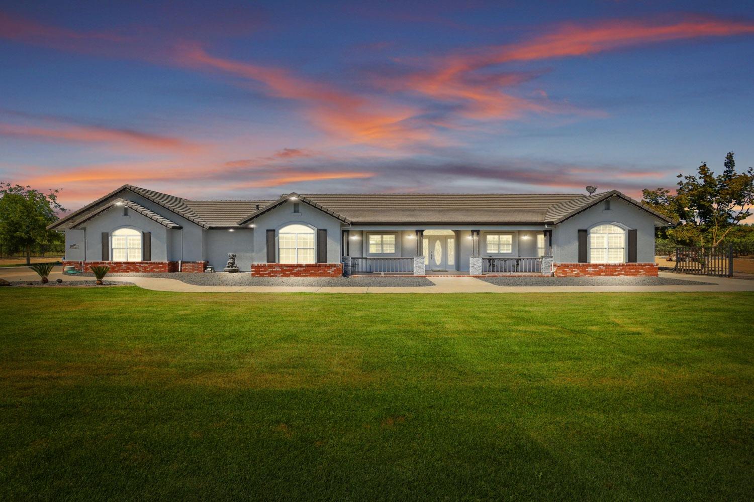 Manteca, California, 95336, United States, 4 Bedrooms Bedrooms, ,3 BathroomsBathrooms,Residential,Active,1946532