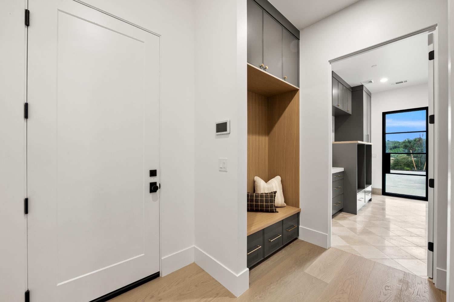 Newcastle, California, 95658, United States, 4 Bedrooms Bedrooms, ,6 BathroomsBathrooms,Residential,Active,1973288