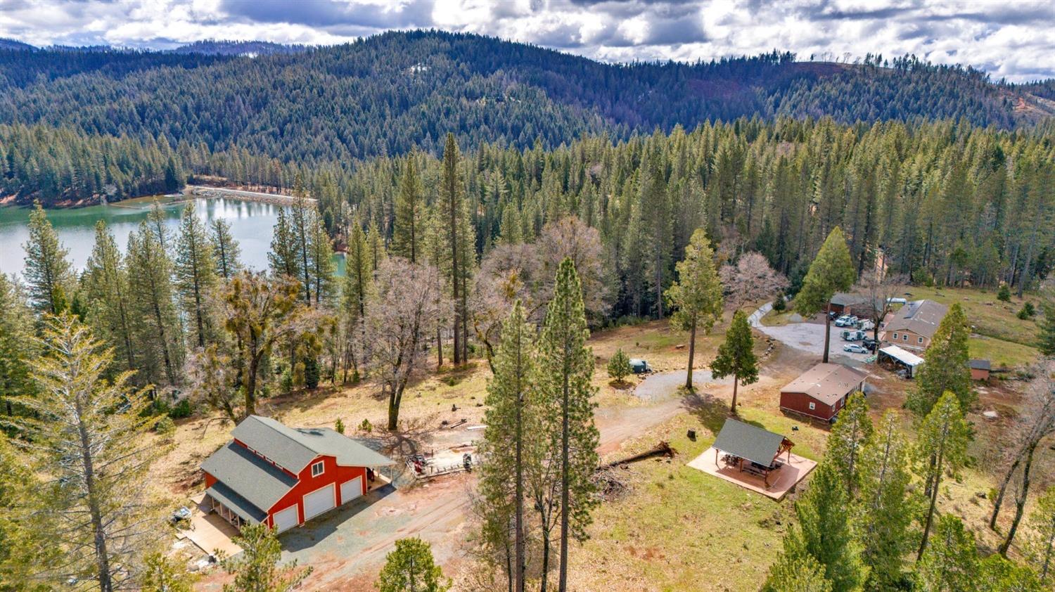 Pollock Pines, California, 95726, United States, 4 Bedrooms Bedrooms, ,3 BathroomsBathrooms,Residential,Active,1880012