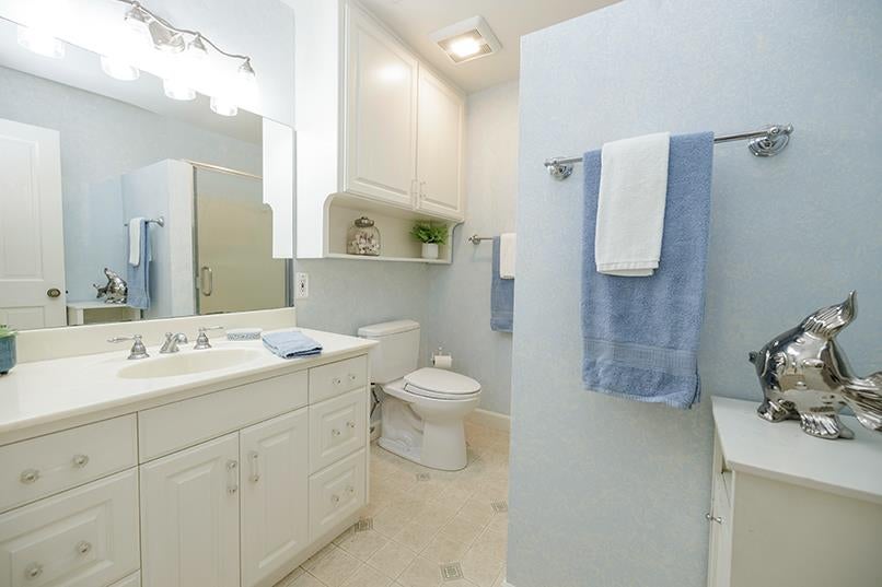 Modesto, California, 95356, United States, 4 Bedrooms Bedrooms, ,3 BathroomsBathrooms,Residential,Active,1969647