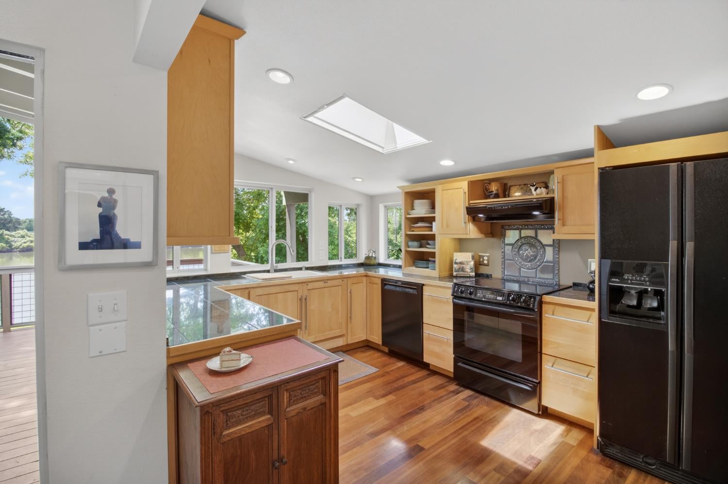 Sacramento, California, 95837, United States, 3 Bedrooms Bedrooms, ,2 BathroomsBathrooms,Residential,Active,2052080