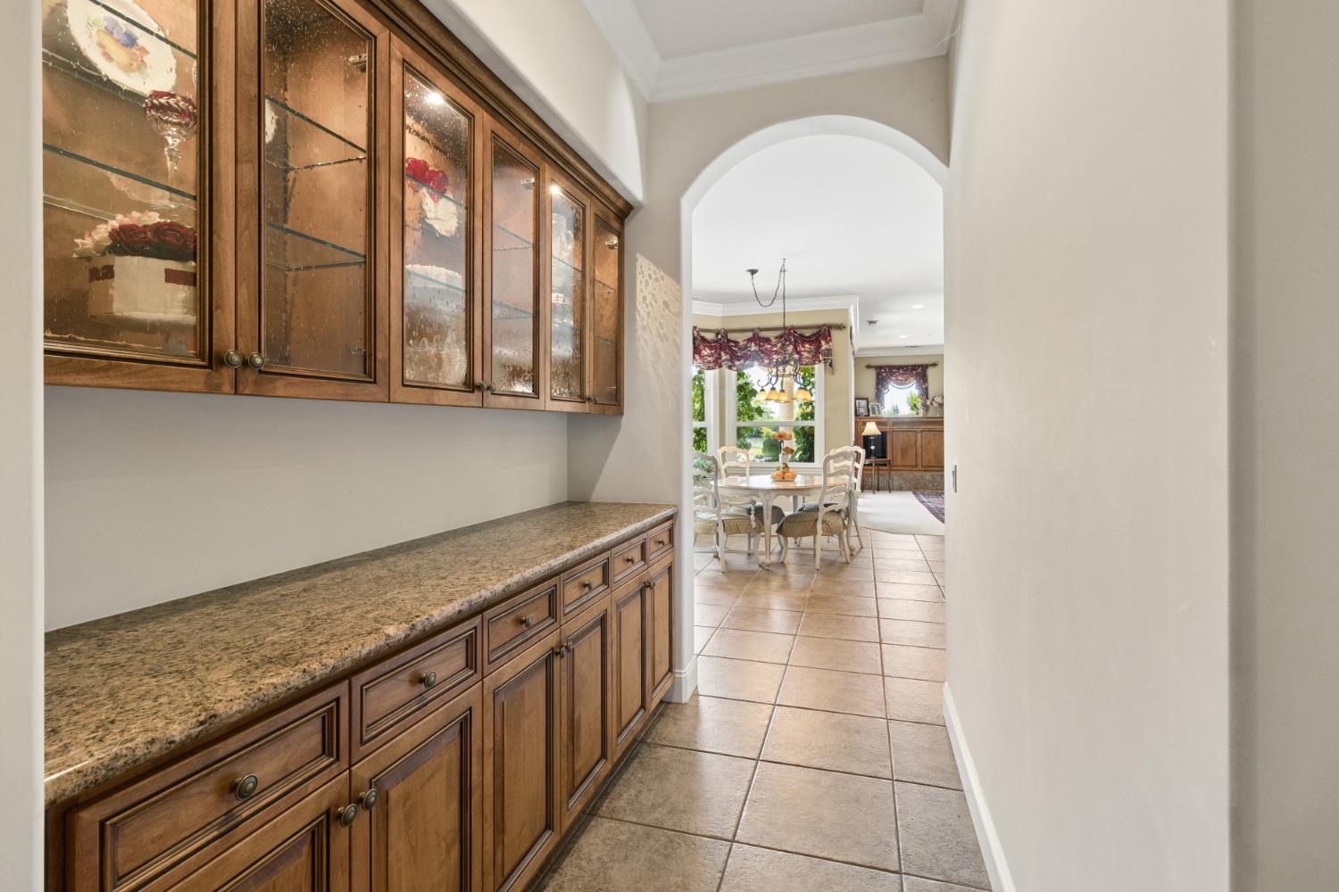 Sacramento, California, 95830, United States, 4 Bedrooms Bedrooms, ,4 BathroomsBathrooms,Residential,Active,2045041