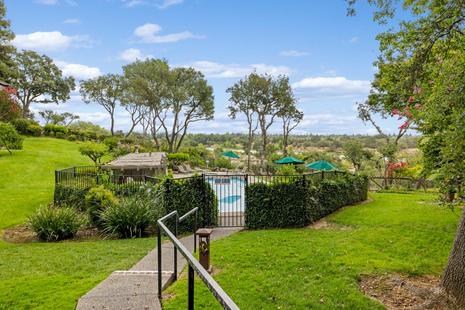 Carmichael, California, 95608, United States, 4 Bedrooms Bedrooms, ,3 BathroomsBathrooms,Residential,Active,2007341