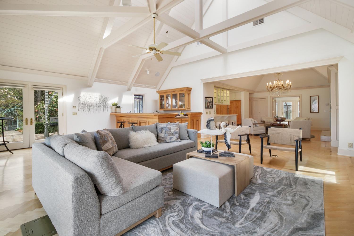 Sacramento, California, 95827, United States, 6 Bedrooms Bedrooms, ,7 BathroomsBathrooms,Residential,Active,1898041