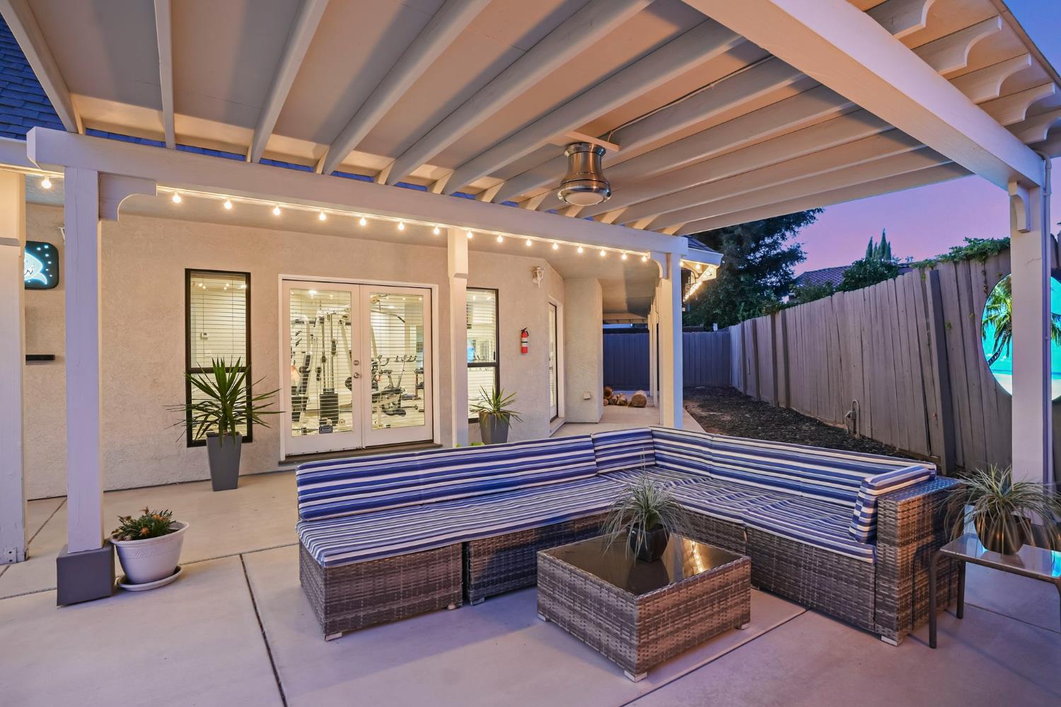Modesto, California, 95356, United States, 4 Bedrooms Bedrooms, ,4 BathroomsBathrooms,Residential,Active,2045551