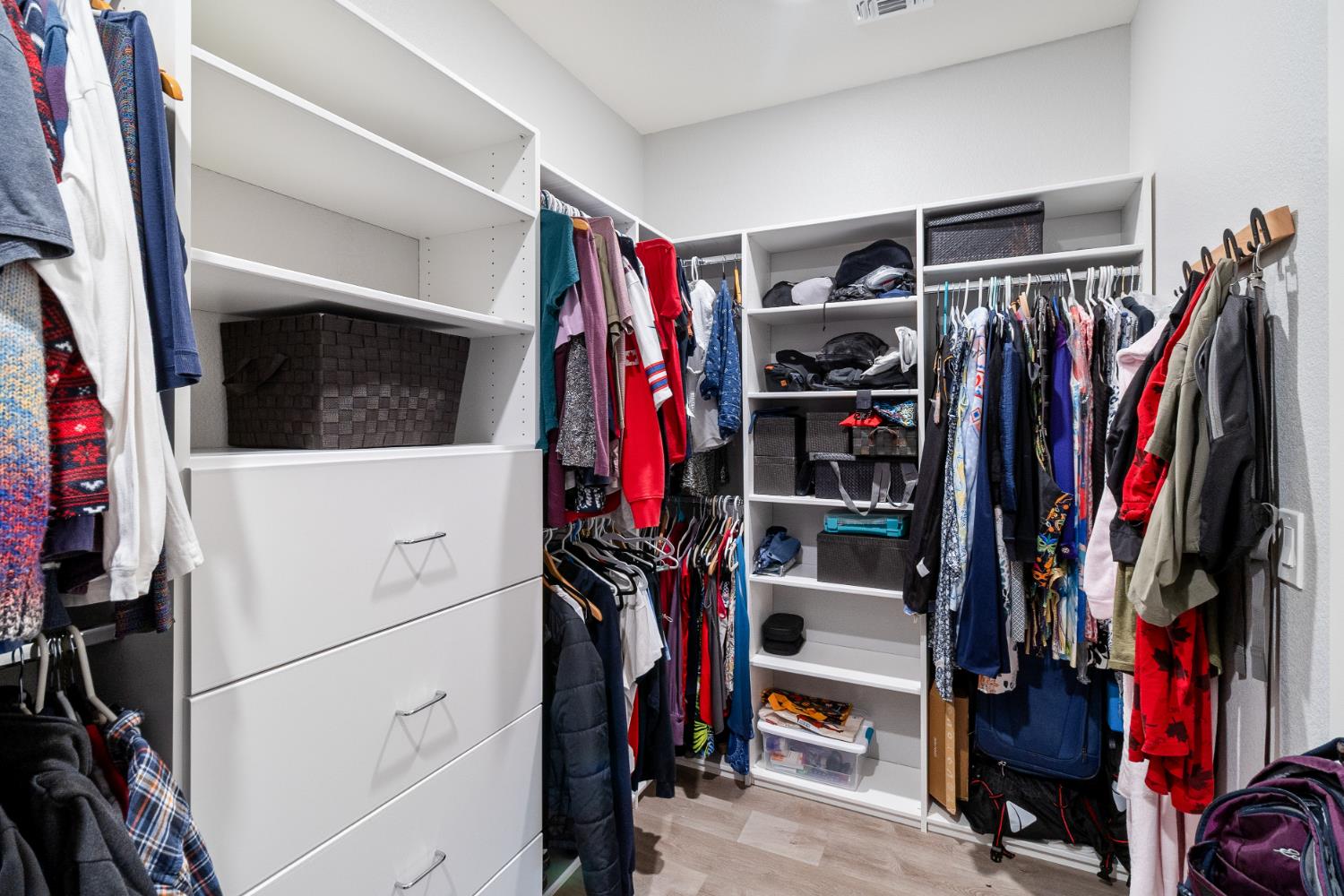 West Sacramento, California, 95605, United States, 3 Bedrooms Bedrooms, ,4 BathroomsBathrooms,Residential,Active,2008265