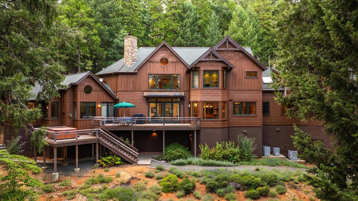 Nevada City, California, 95959, United States, 3 Bedrooms Bedrooms, ,4 BathroomsBathrooms,Residential,Active,1886804