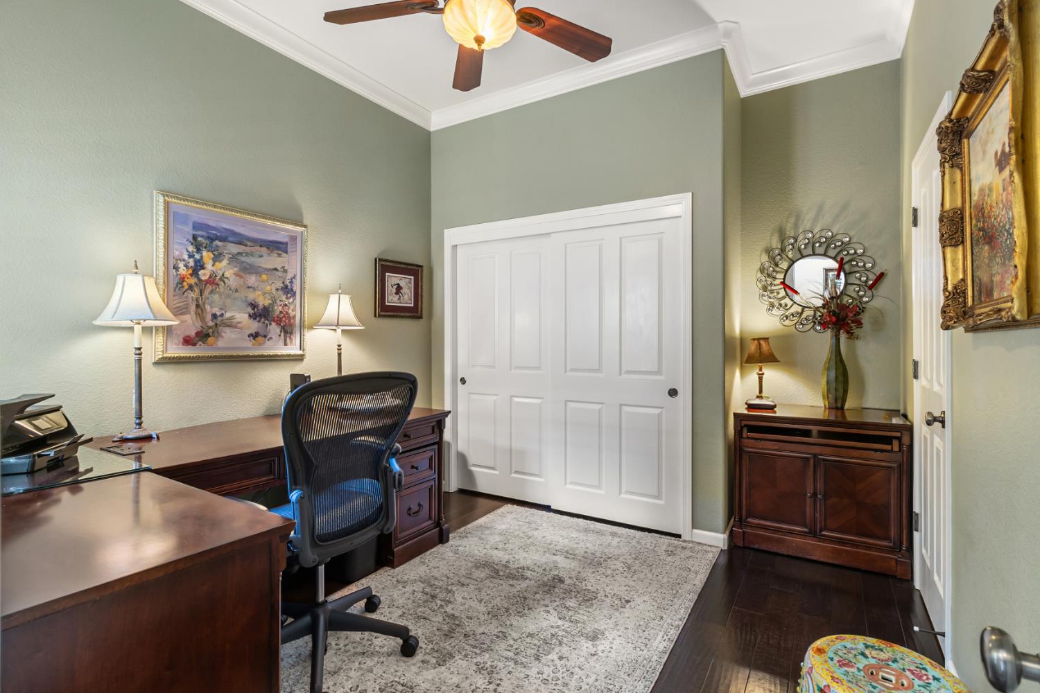 West Sacramento, California, 95605, United States, 4 Bedrooms Bedrooms, ,3 BathroomsBathrooms,Residential,Active,1929784