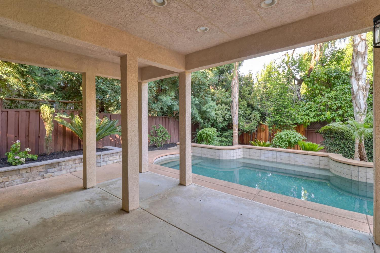 Carmichael, California, 95608, United States, 5 Bedrooms Bedrooms, ,5 BathroomsBathrooms,Residential,Active,1927677