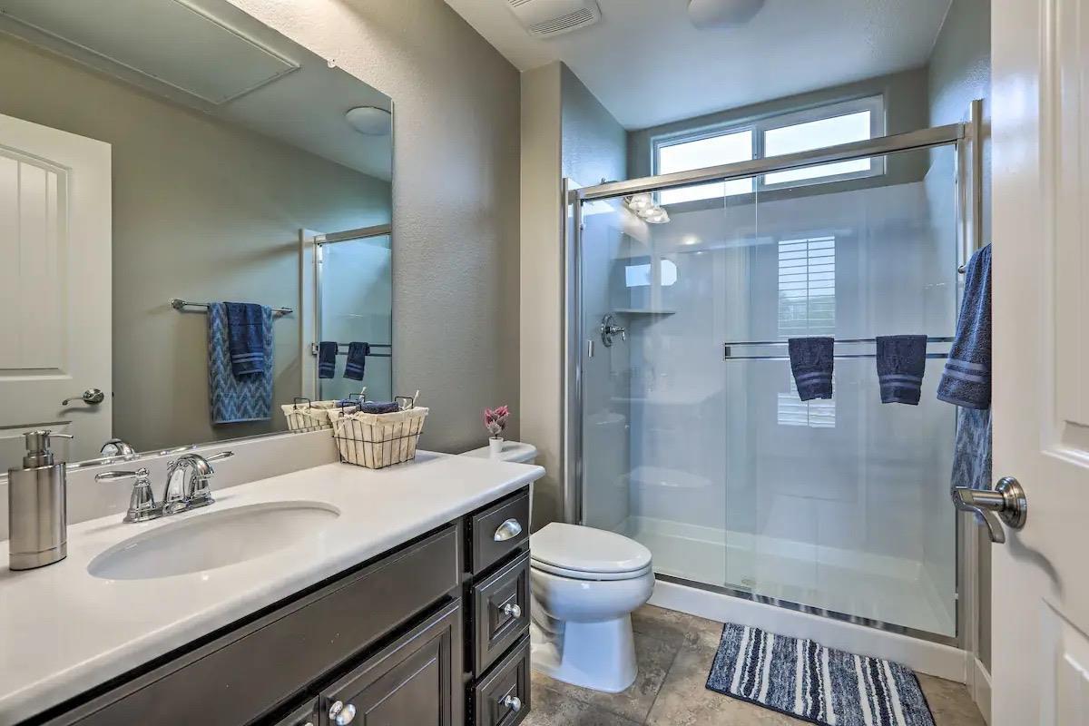 Roseville, California, 95747, United States, 5 Bedrooms Bedrooms, ,4 BathroomsBathrooms,Residential,Active,2039023
