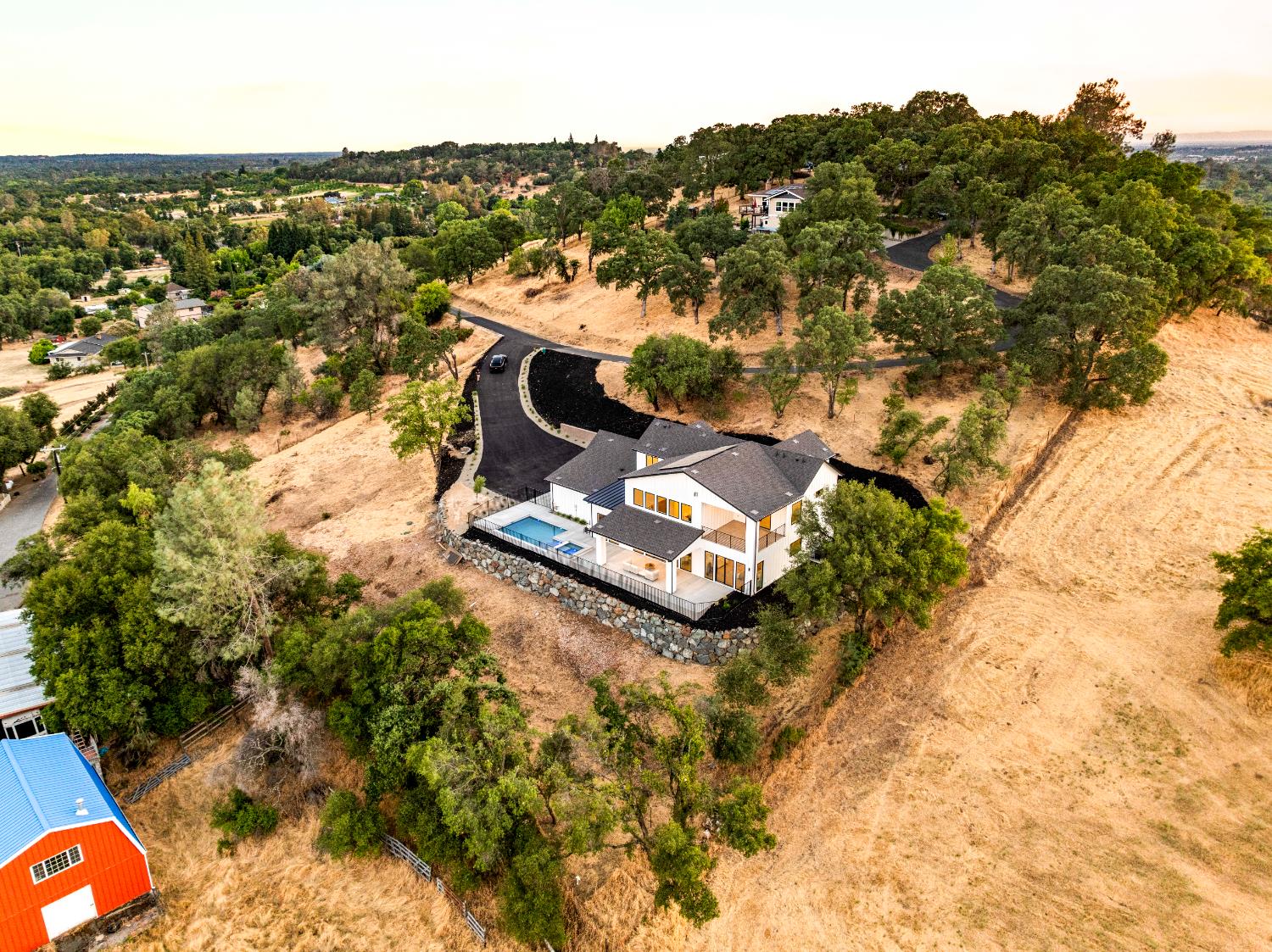 Loomis, California, 95650, United States, 5 Bedrooms Bedrooms, ,4 BathroomsBathrooms,Residential,Active,1959535