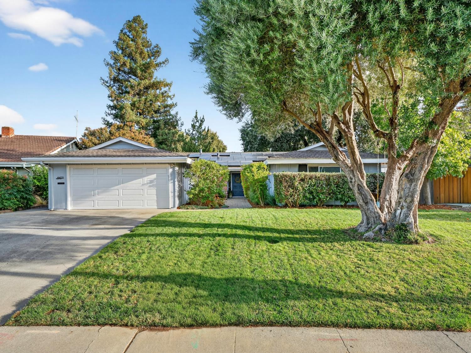 Davis, California, 95618, United States, 4 Bedrooms Bedrooms, ,2 BathroomsBathrooms,Residential,Active,1961942