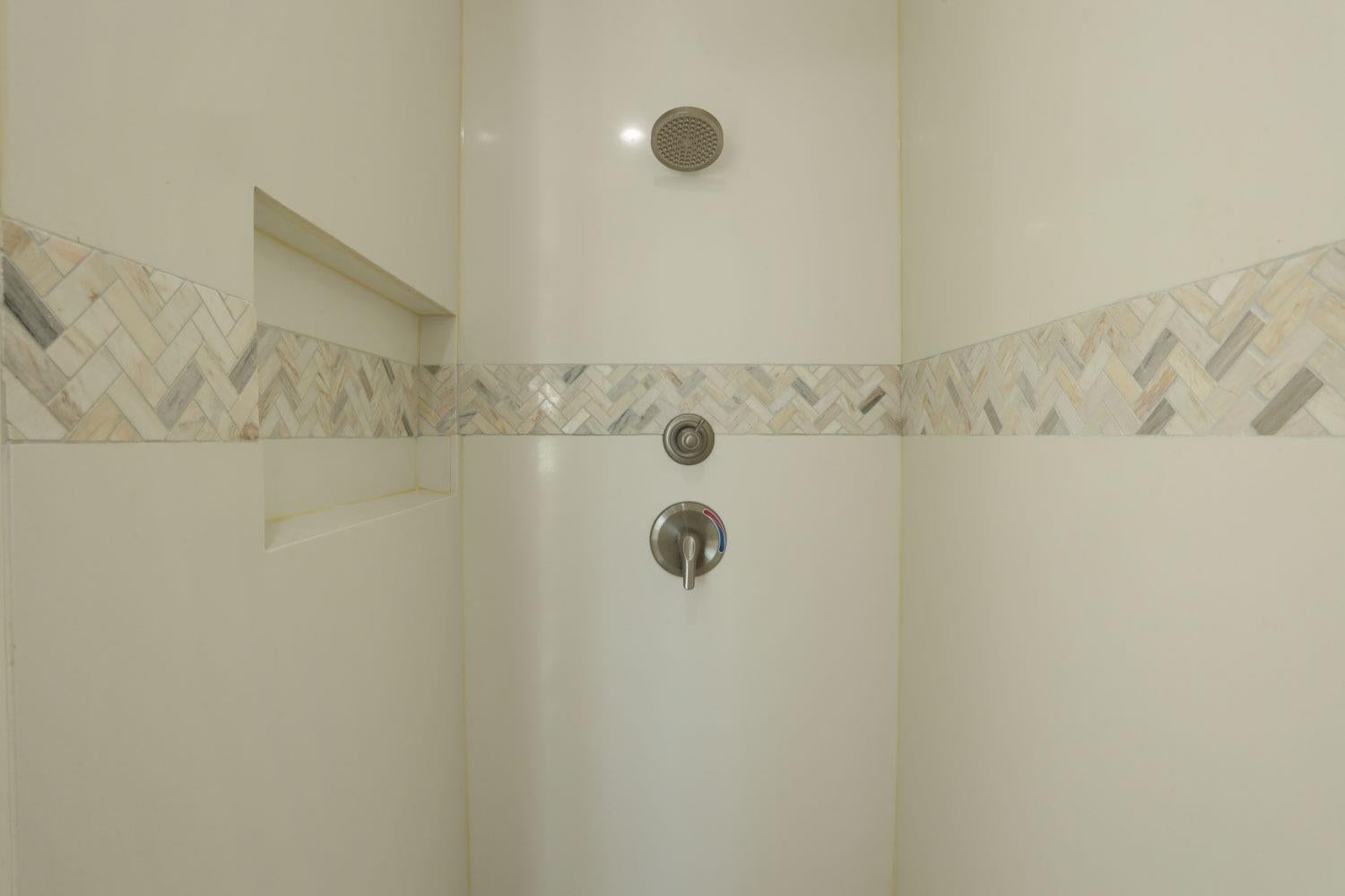 Manteca, California, 95336, United States, 4 Bedrooms Bedrooms, ,3 BathroomsBathrooms,Residential,Active,1946532