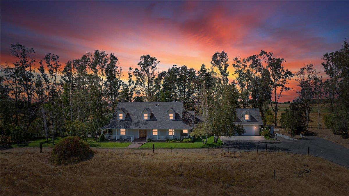 Galt, California, 95632, United States, 3 Bedrooms Bedrooms, ,3 BathroomsBathrooms,Residential,Active,1922295