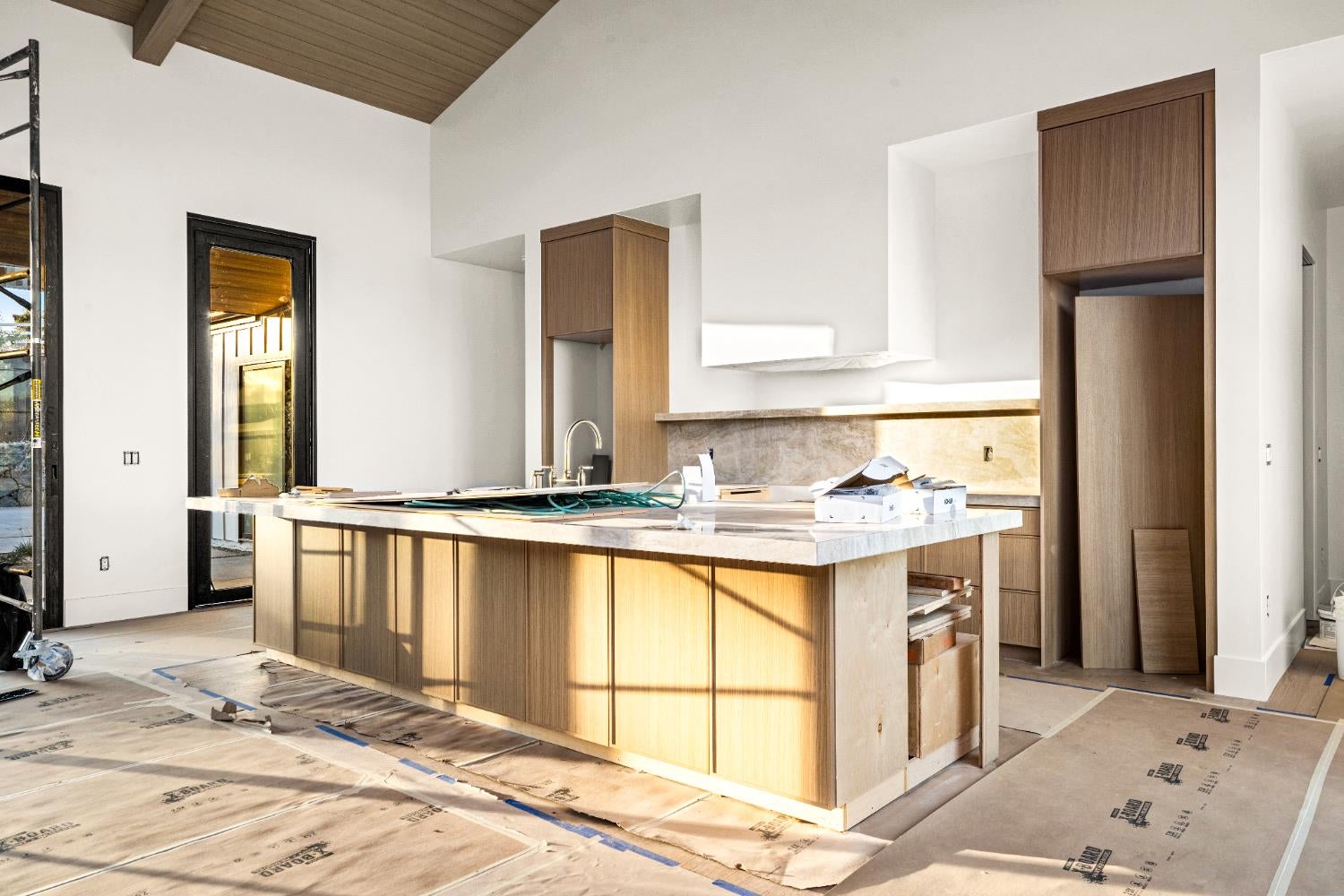 Newcastle, California, 95658, United States, 4 Bedrooms Bedrooms, ,6 BathroomsBathrooms,Residential,Active,1920280