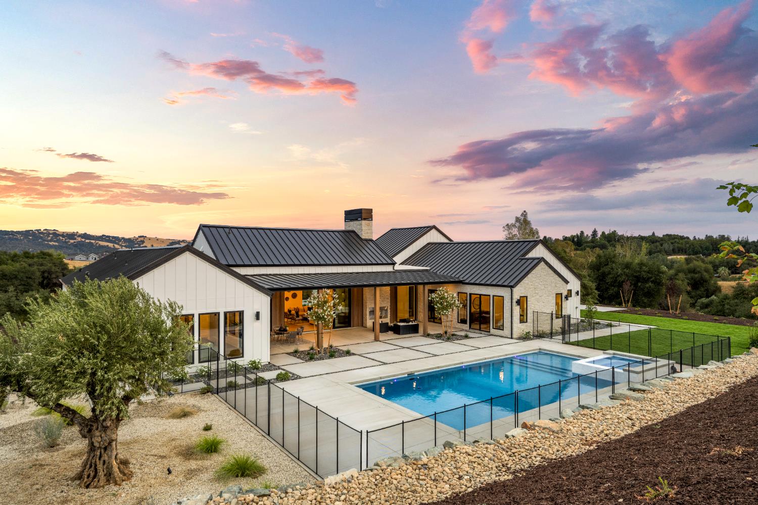 Newcastle, California, 95658, United States, 4 Bedrooms Bedrooms, ,6 BathroomsBathrooms,Residential,Active,1973288