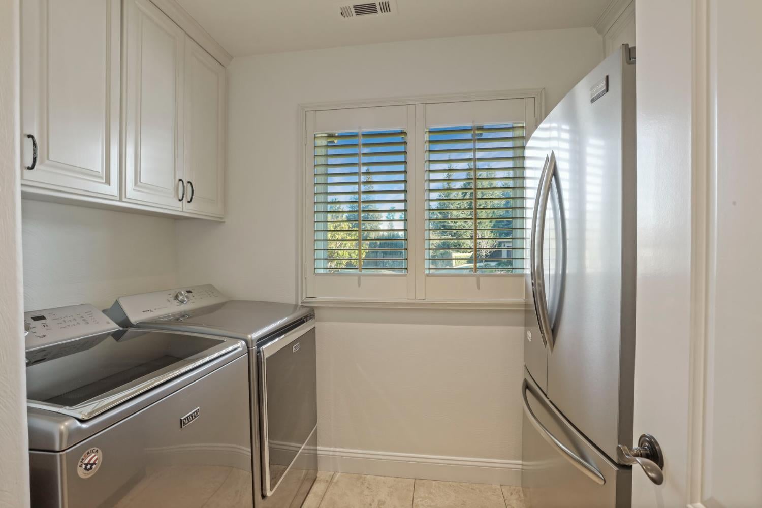 Modesto, California, 95356, United States, 3 Bedrooms Bedrooms, ,3 BathroomsBathrooms,Residential,Active,2009003