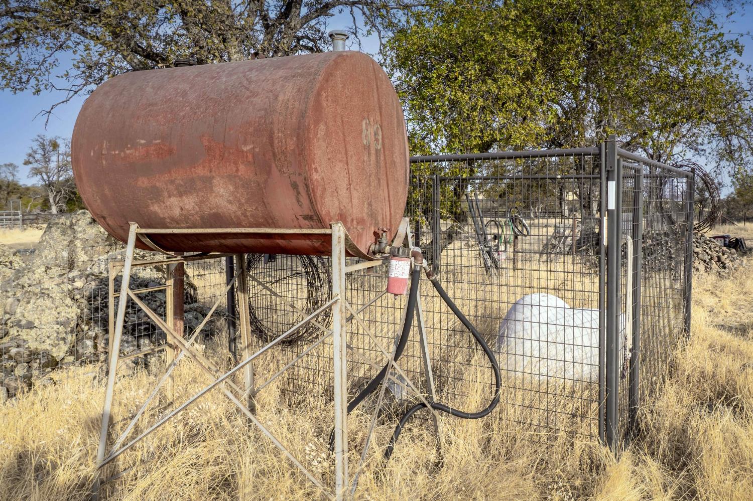 Smartsville, California, 95977, United States, 1 Bedroom Bedrooms, ,3 BathroomsBathrooms,Residential,Active,1952299