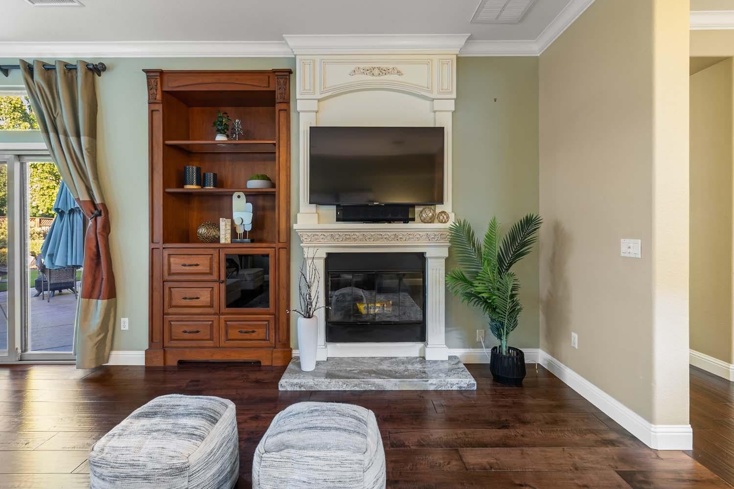 West Sacramento, California, 95605, United States, 4 Bedrooms Bedrooms, ,3 BathroomsBathrooms,Residential,Active,1929784