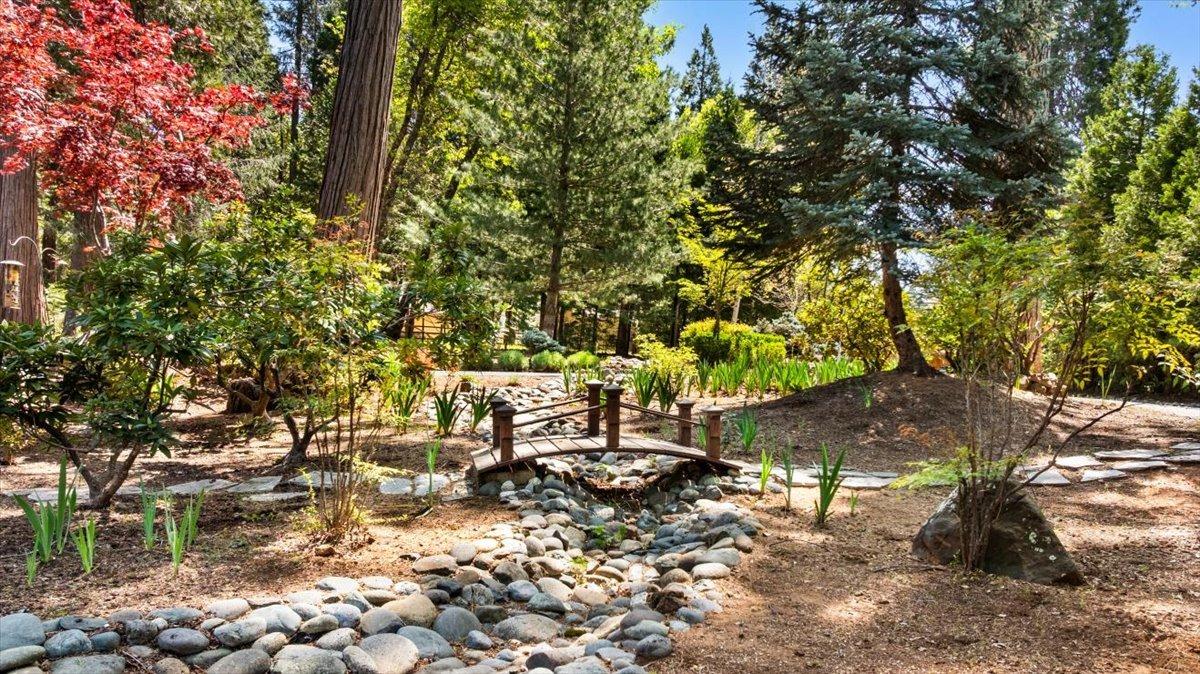Grass Valley, California, 95945, United States, 4 Bedrooms Bedrooms, ,4 BathroomsBathrooms,Residential,Active,1798051