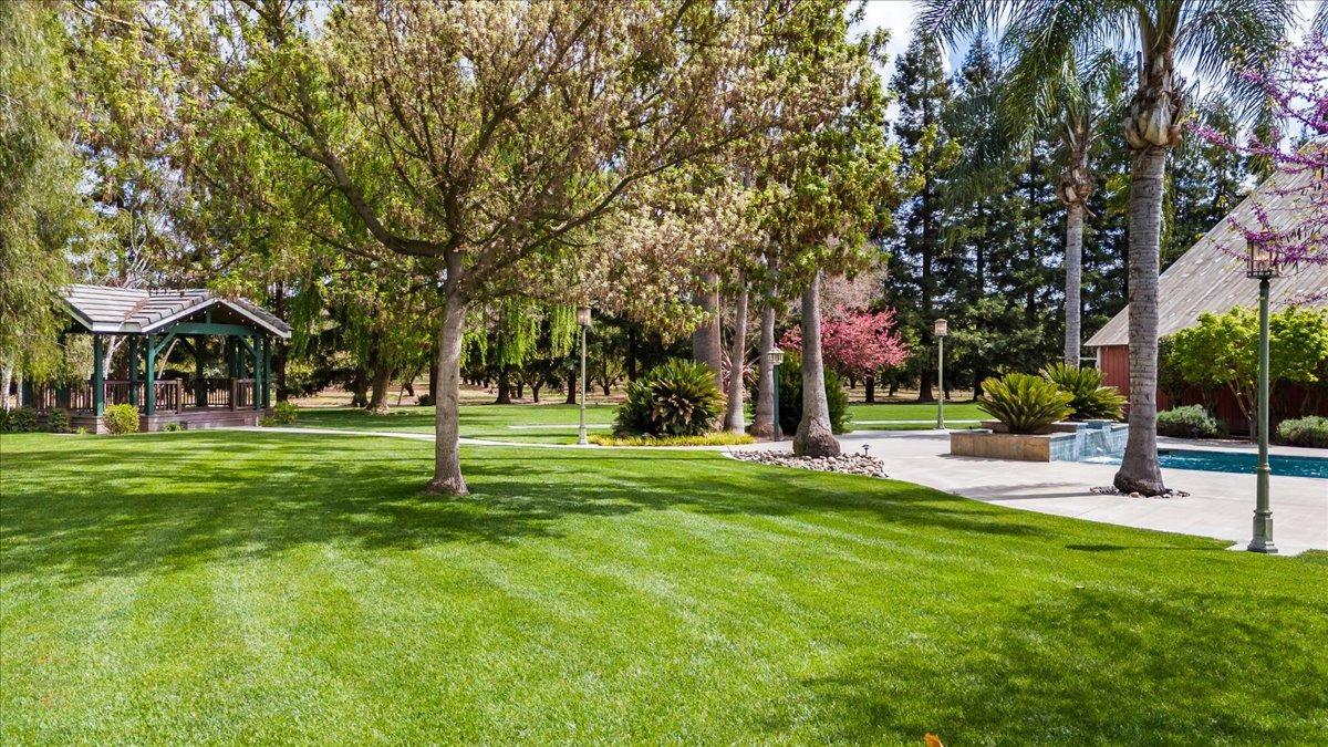 Ripon, California, 95366, United States, 3 Bedrooms Bedrooms, ,5 BathroomsBathrooms,Residential,Active,1808206