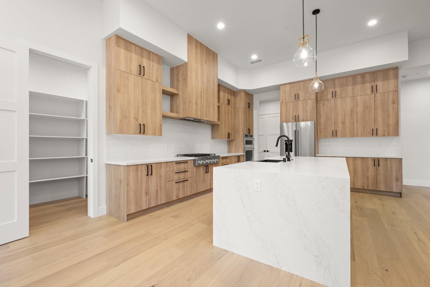 Auburn, California, 95602, United States, 4 Bedrooms Bedrooms, ,3 BathroomsBathrooms,Residential,Active,1959534