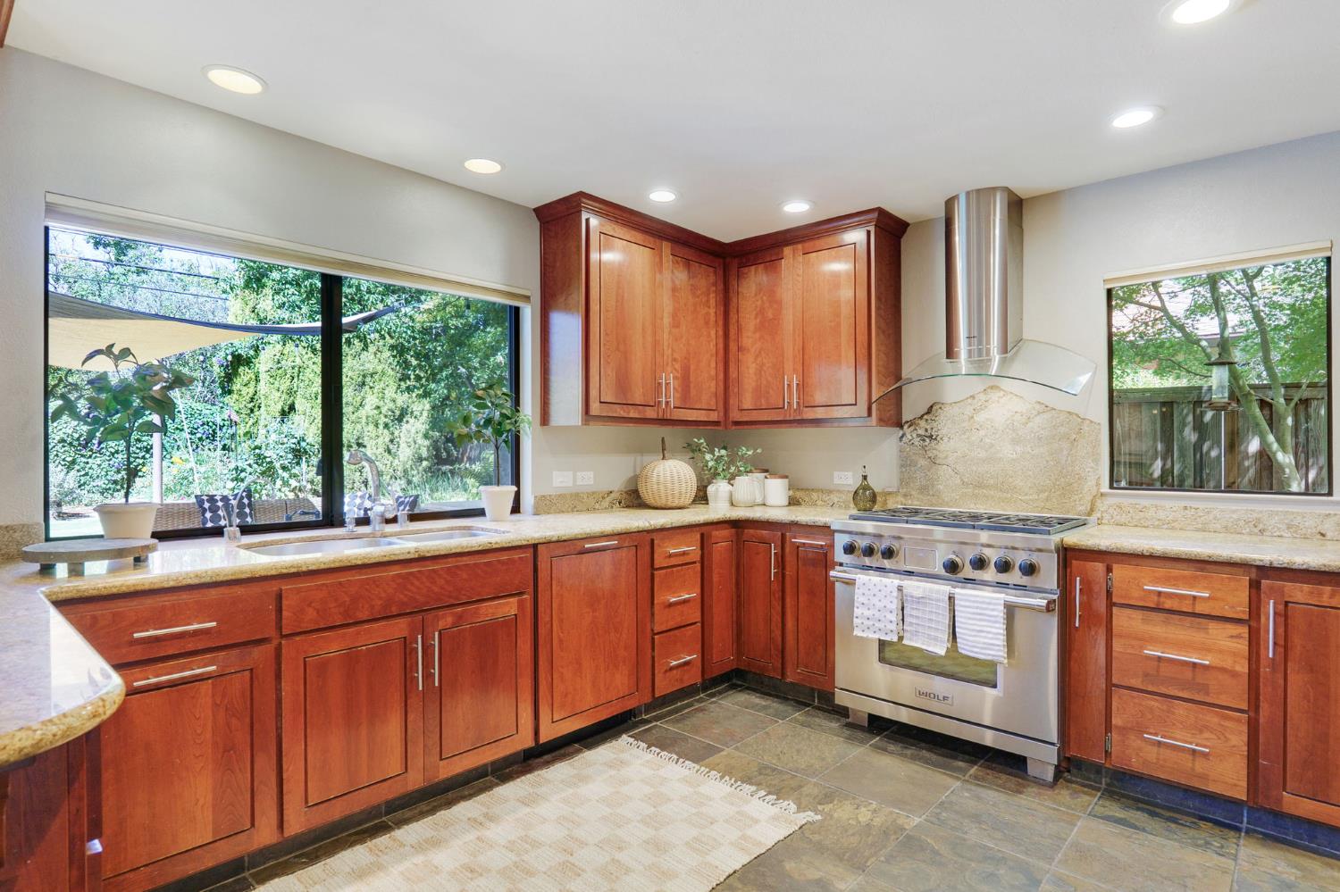 Davis, California, 95616, United States, 4 Bedrooms Bedrooms, ,4 BathroomsBathrooms,Residential,Active,1922349