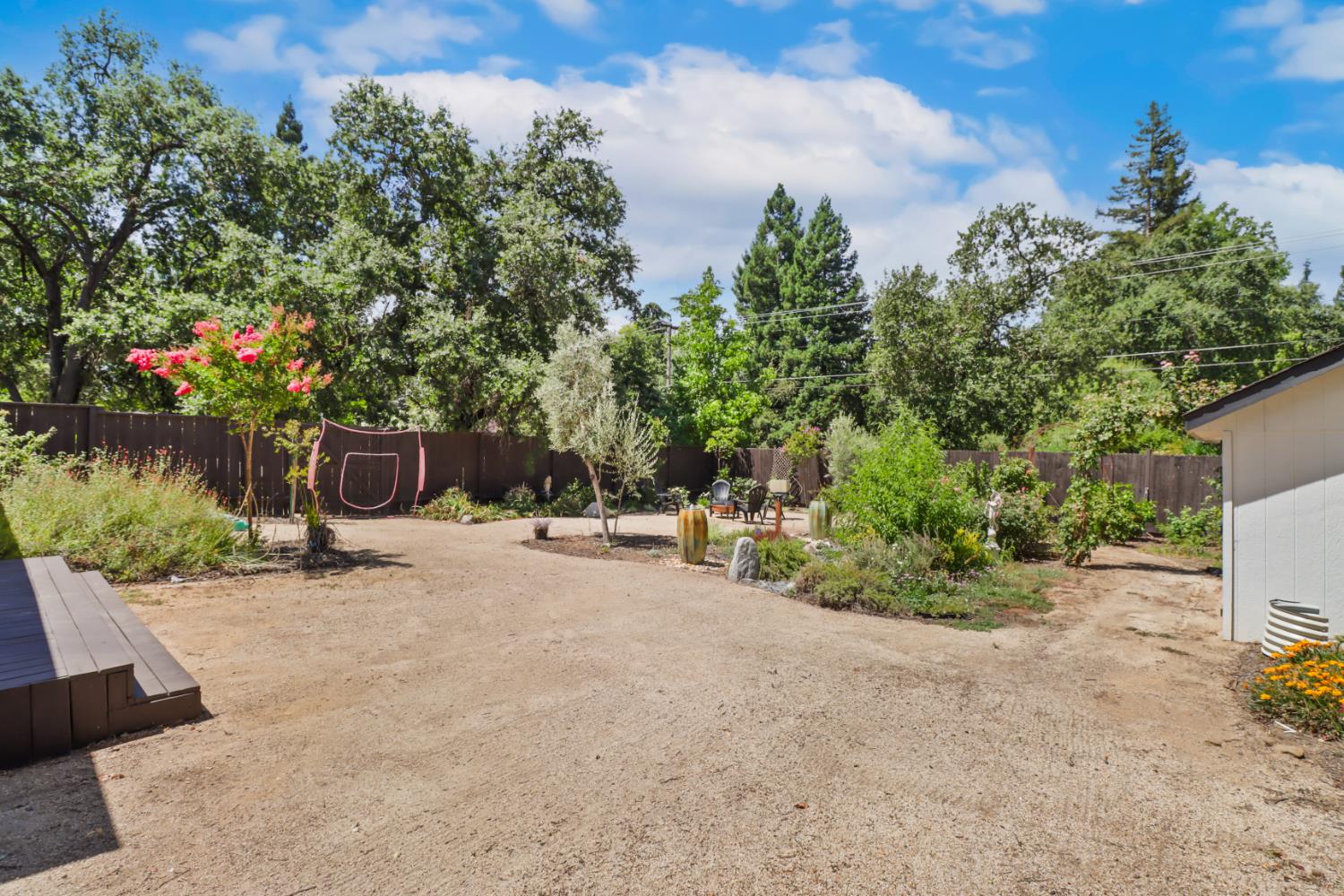 Carmichael, California, 95608, United States, 4 Bedrooms Bedrooms, ,3 BathroomsBathrooms,Residential,Active,1904149