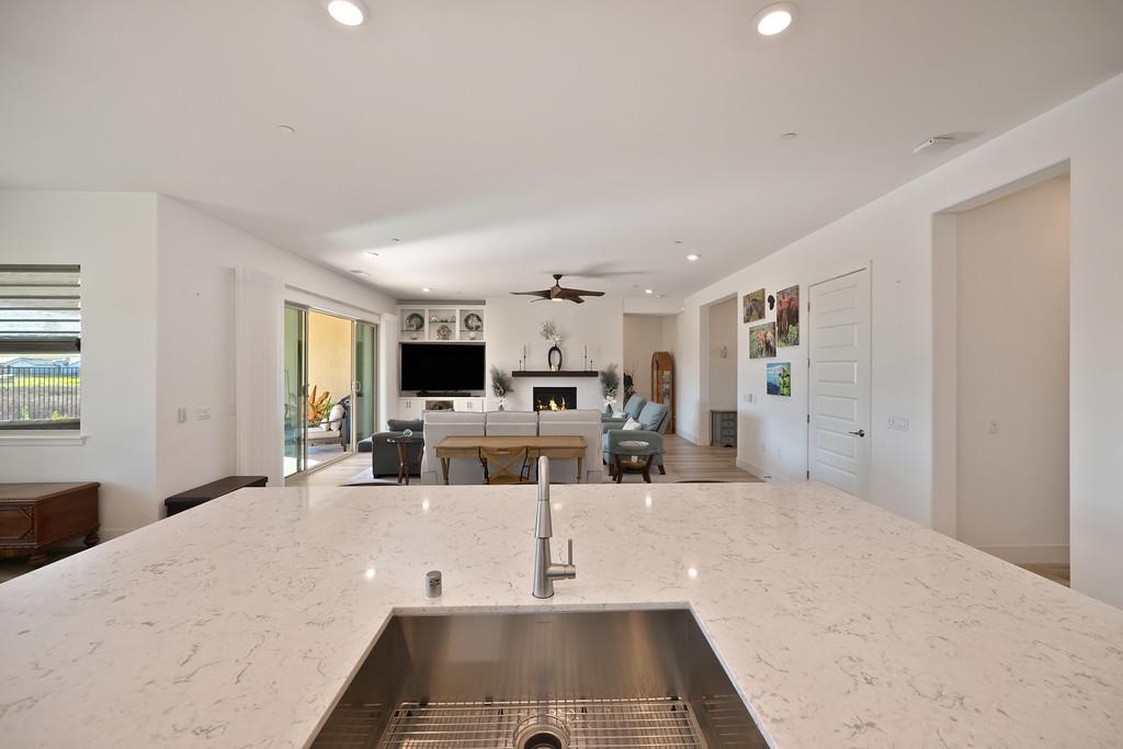 El Dorado Hills, California, 95762, United States, 2 Bedrooms Bedrooms, ,3 BathroomsBathrooms,Residential,Active,2009425