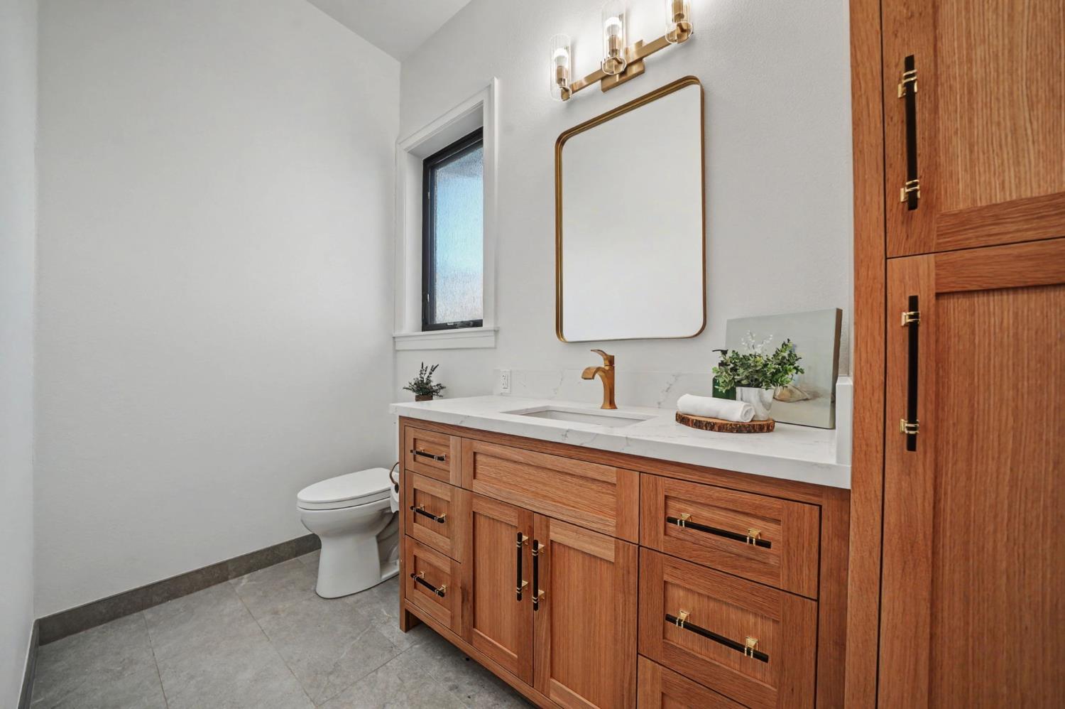 Copperopolis, California, 95228, United States, 3 Bedrooms Bedrooms, ,4 BathroomsBathrooms,Residential,Active,2044189