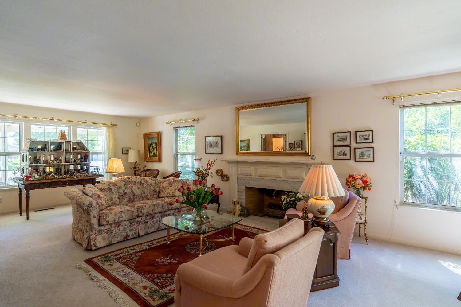 Woodland, California, 95695, United States, 5 Bedrooms Bedrooms, ,5 BathroomsBathrooms,Residential,Active,1907974