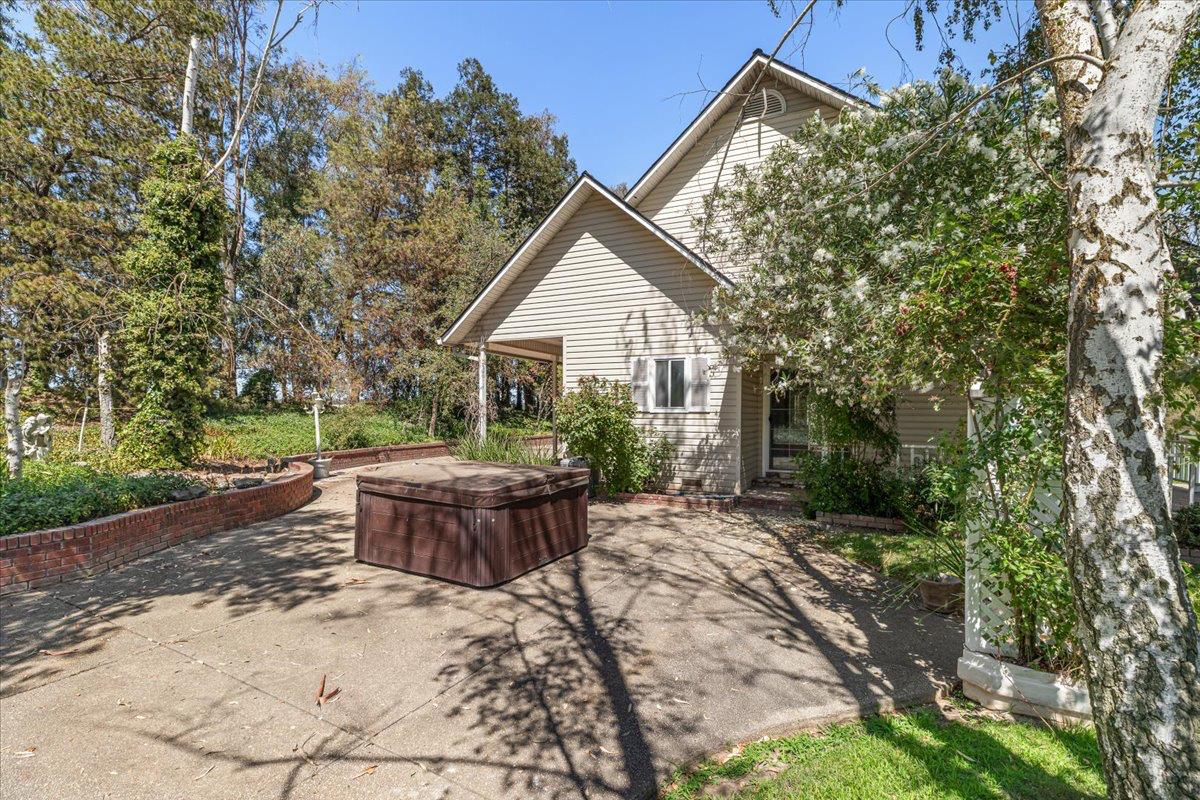 Galt, California, 95632, United States, 3 Bedrooms Bedrooms, ,3 BathroomsBathrooms,Residential,Active,1922295