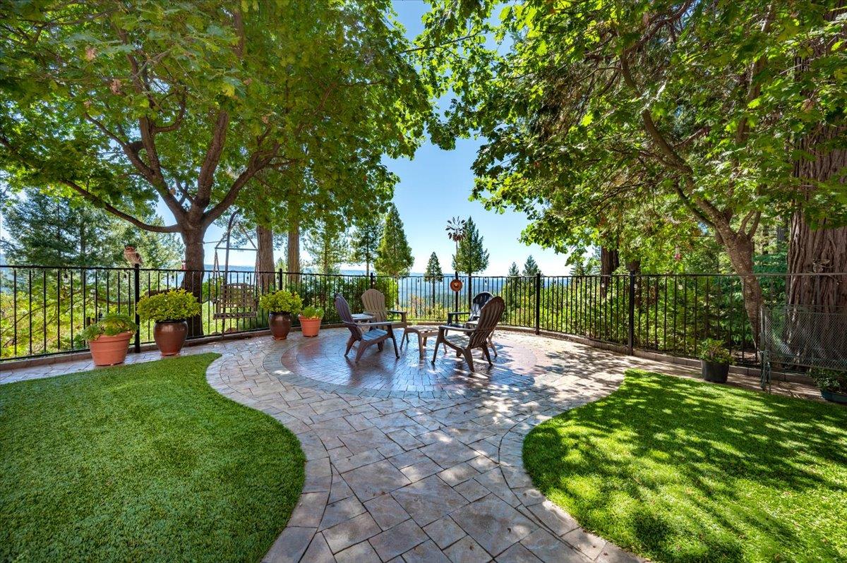 Nevada City, California, 95959, United States, 3 Bedrooms Bedrooms, ,4 BathroomsBathrooms,Residential,Active,1919387