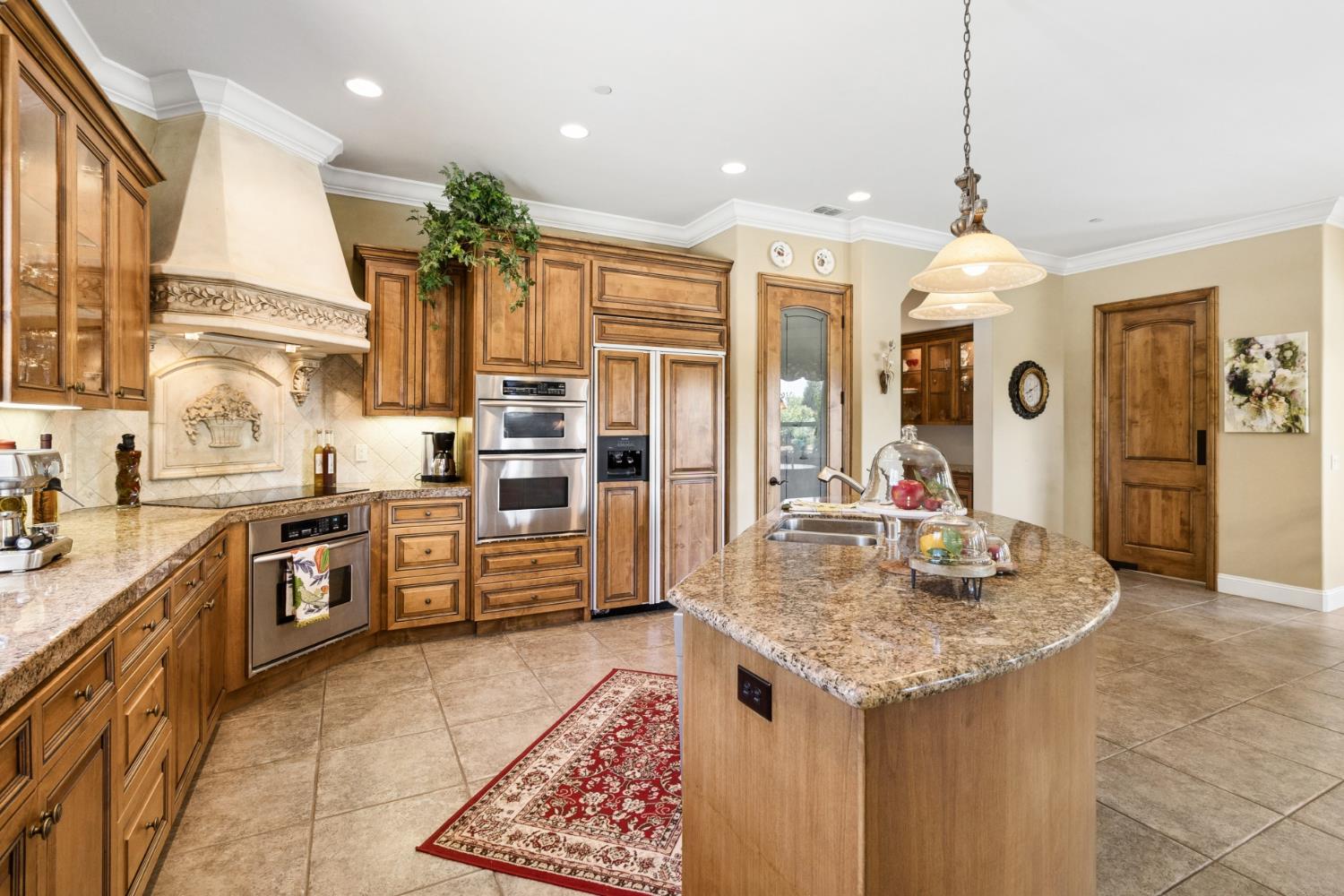 Sacramento, California, 95830, United States, 4 Bedrooms Bedrooms, ,4 BathroomsBathrooms,Residential,Active,2045041