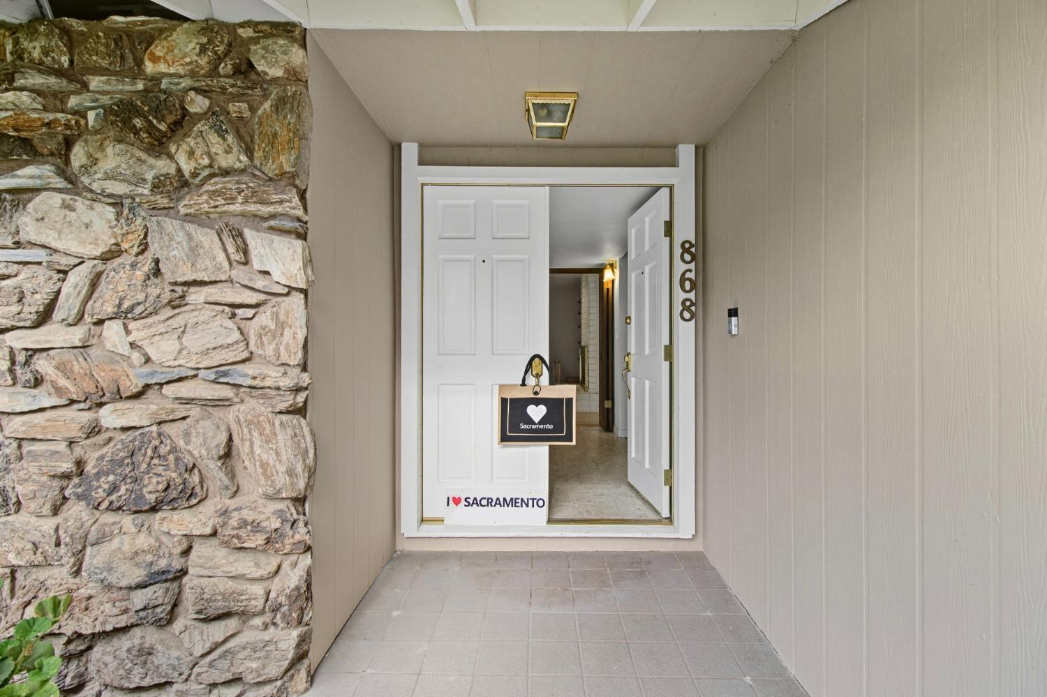 Sacramento, California, 95864, United States, 4 Bedrooms Bedrooms, ,3 BathroomsBathrooms,Residential,Active,1959963