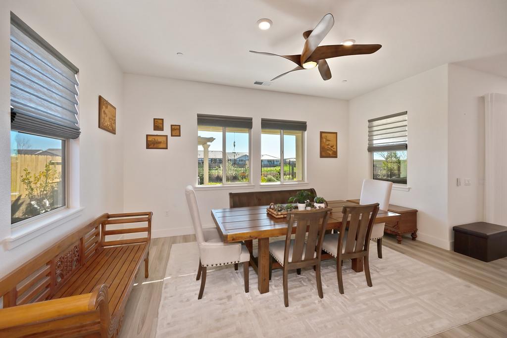 El Dorado Hills, California, 95762, United States, 2 Bedrooms Bedrooms, ,3 BathroomsBathrooms,Residential,Active,2009425