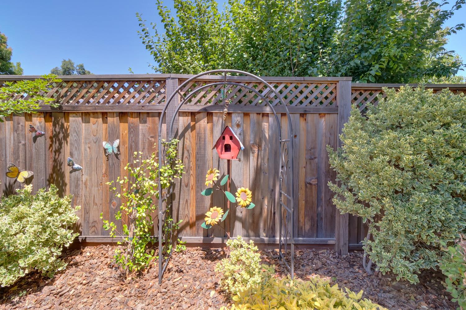 West Sacramento, California, 95605, United States, 4 Bedrooms Bedrooms, ,3 BathroomsBathrooms,Residential,Active,1929784