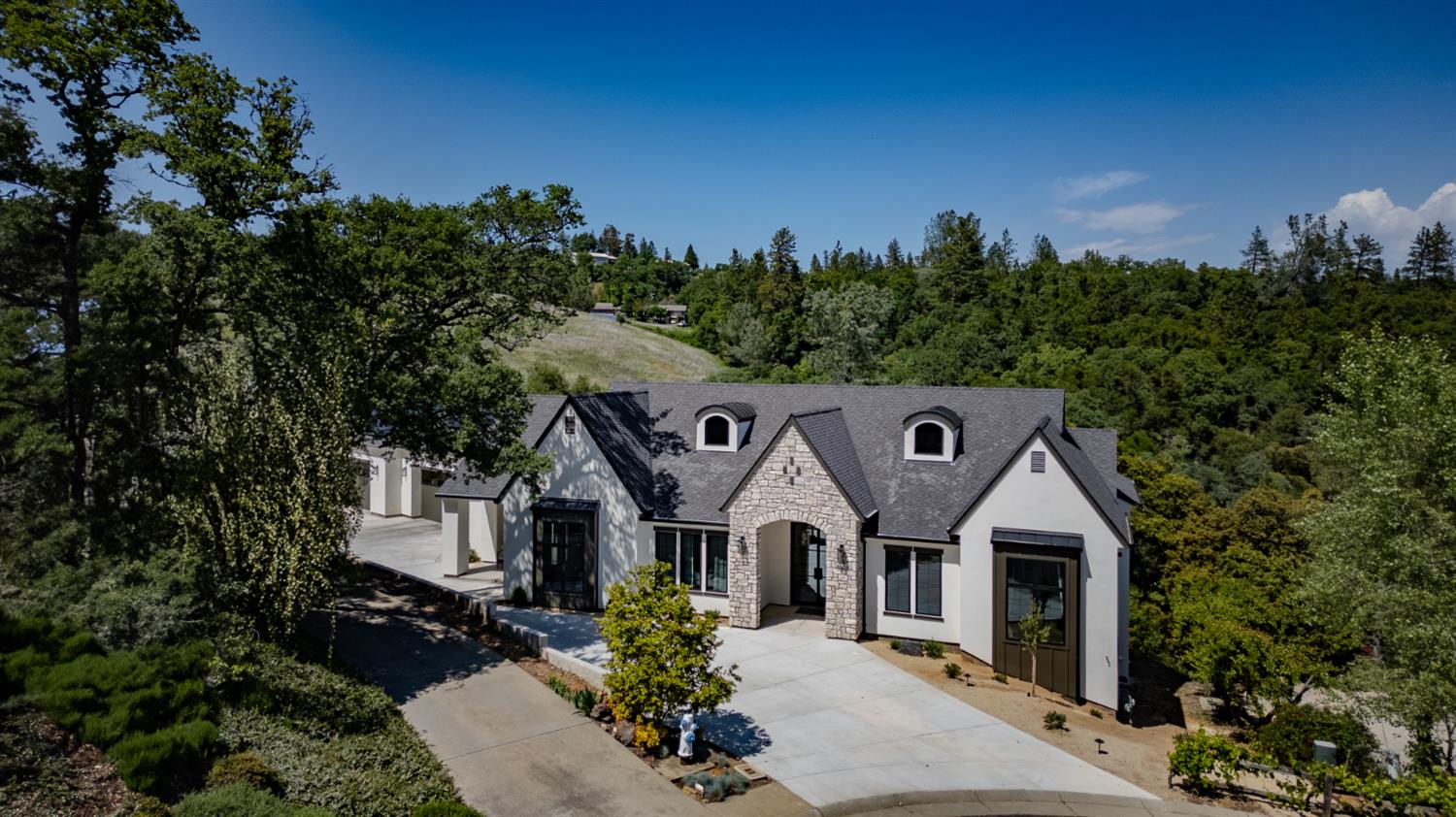 Auburn, California, 95603, United States, 4 Bedrooms Bedrooms, ,4 BathroomsBathrooms,Residential,Active,2017471