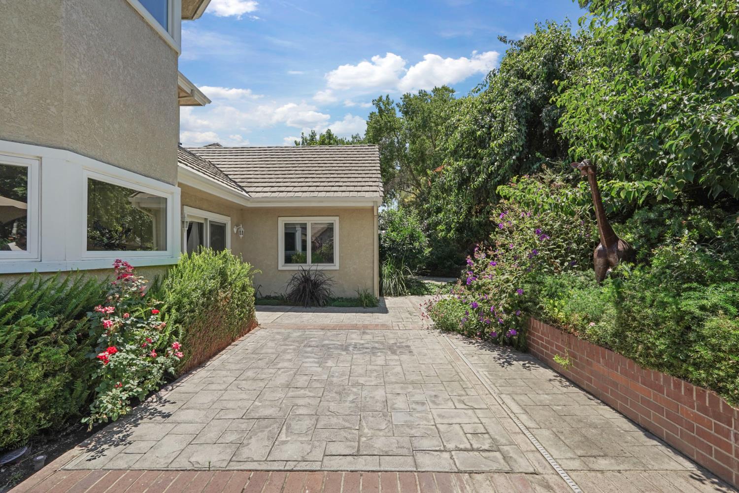 Lodi, California, 95242, United States, 4 Bedrooms Bedrooms, ,3 BathroomsBathrooms,Residential,Active,2007974