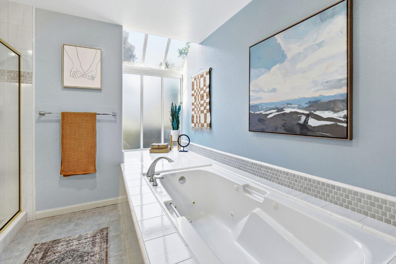 Davis, California, 95618, United States, 4 Bedrooms Bedrooms, ,3 BathroomsBathrooms,Residential,Active,2015453