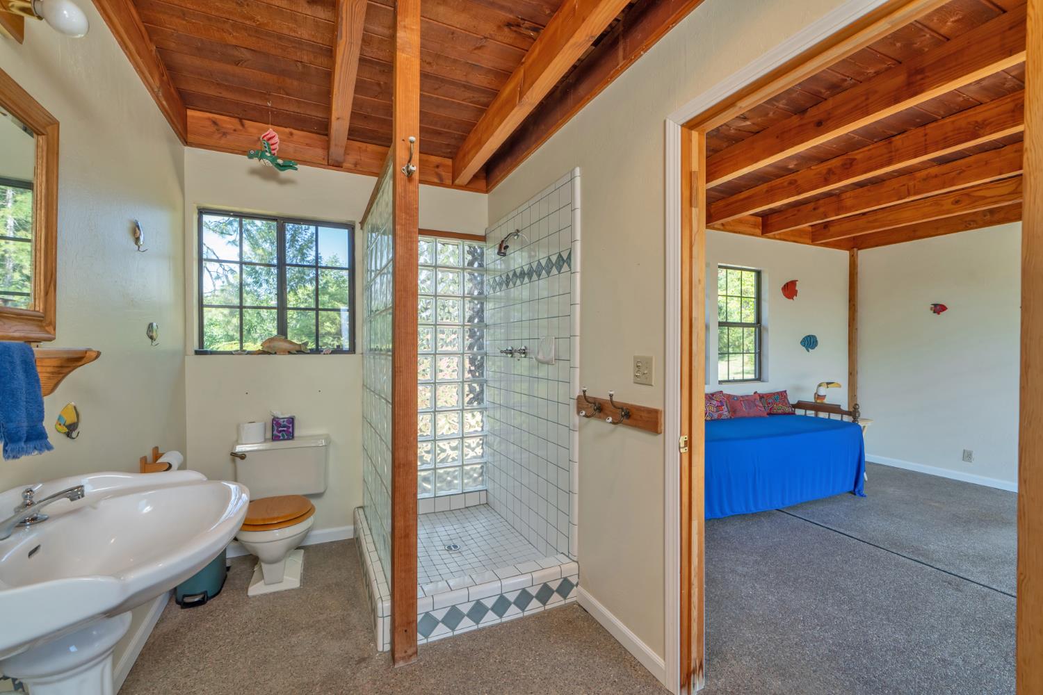 Placerville, California, 95667, United States, 3 Bedrooms Bedrooms, ,3 BathroomsBathrooms,Residential,Active,1834323