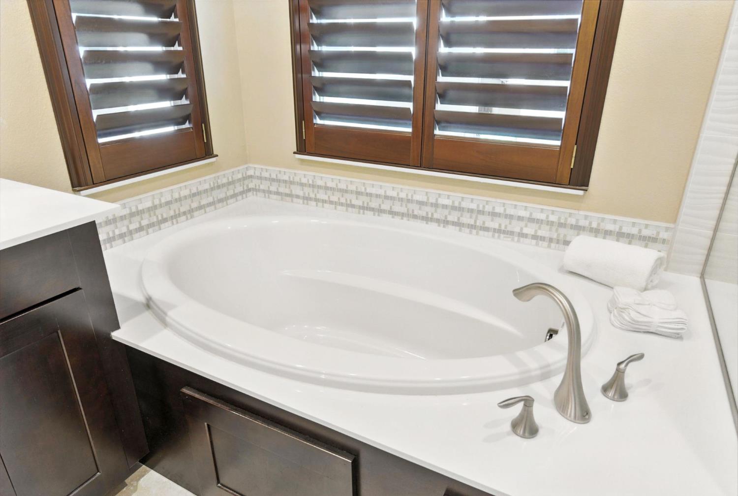 Davis, California, 95616, United States, 3 Bedrooms Bedrooms, ,3 BathroomsBathrooms,Residential,Active,1900388