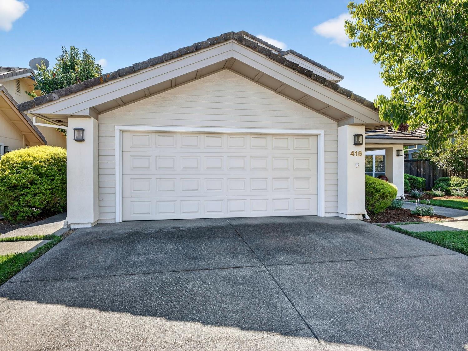 Davis, California, 95616, United States, 4 Bedrooms Bedrooms, ,3 BathroomsBathrooms,Residential,Active,1968416