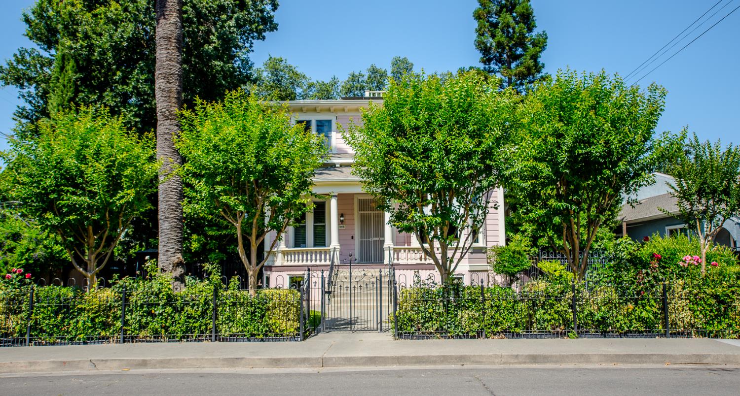 Woodland, California, 95695, United States, 5 Bedrooms Bedrooms, ,4 BathroomsBathrooms,Residential,Active,1843839