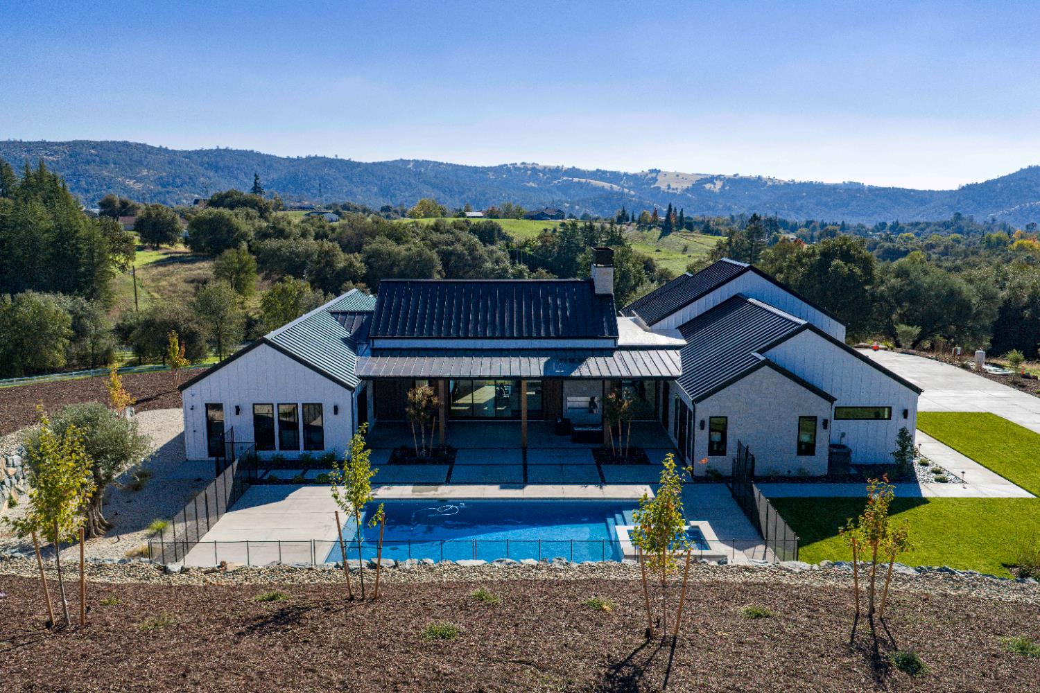 Newcastle, California, 95658, United States, 4 Bedrooms Bedrooms, ,6 BathroomsBathrooms,Residential,Active,1973288