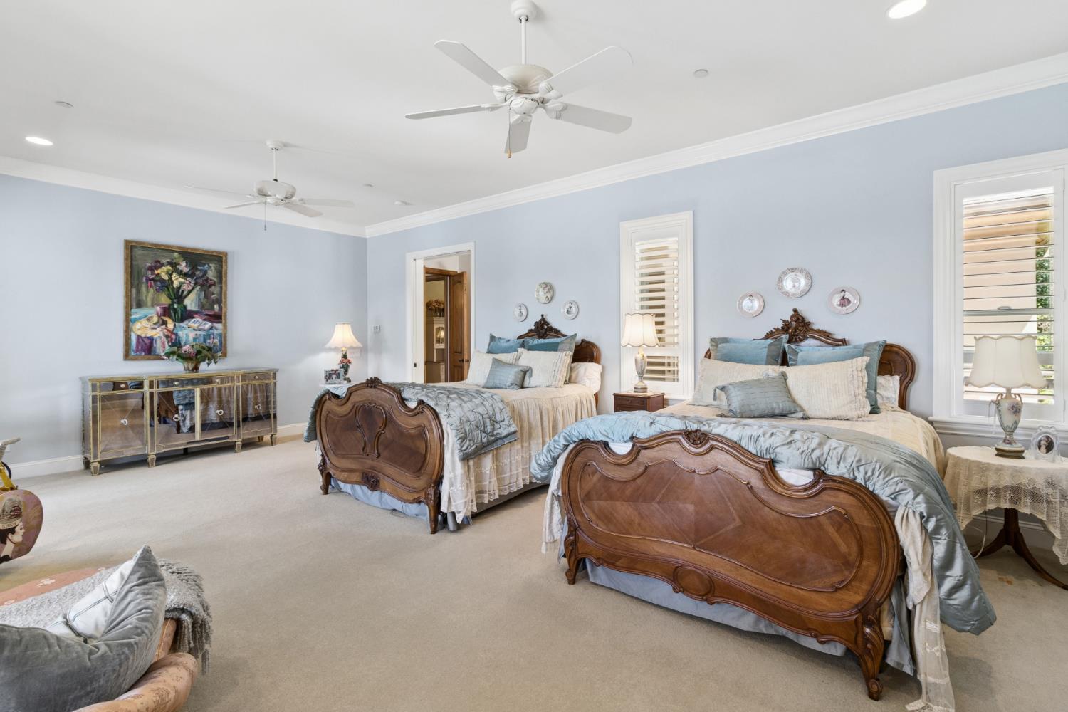Sacramento, California, 95830, United States, 4 Bedrooms Bedrooms, ,4 BathroomsBathrooms,Residential,Active,2045041