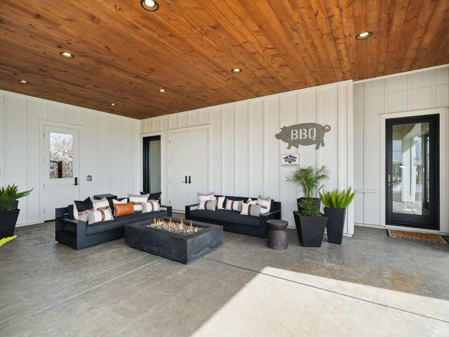 Davis, California, 95616, United States, ,3 BathroomsBathrooms,Residential,Active,1808296