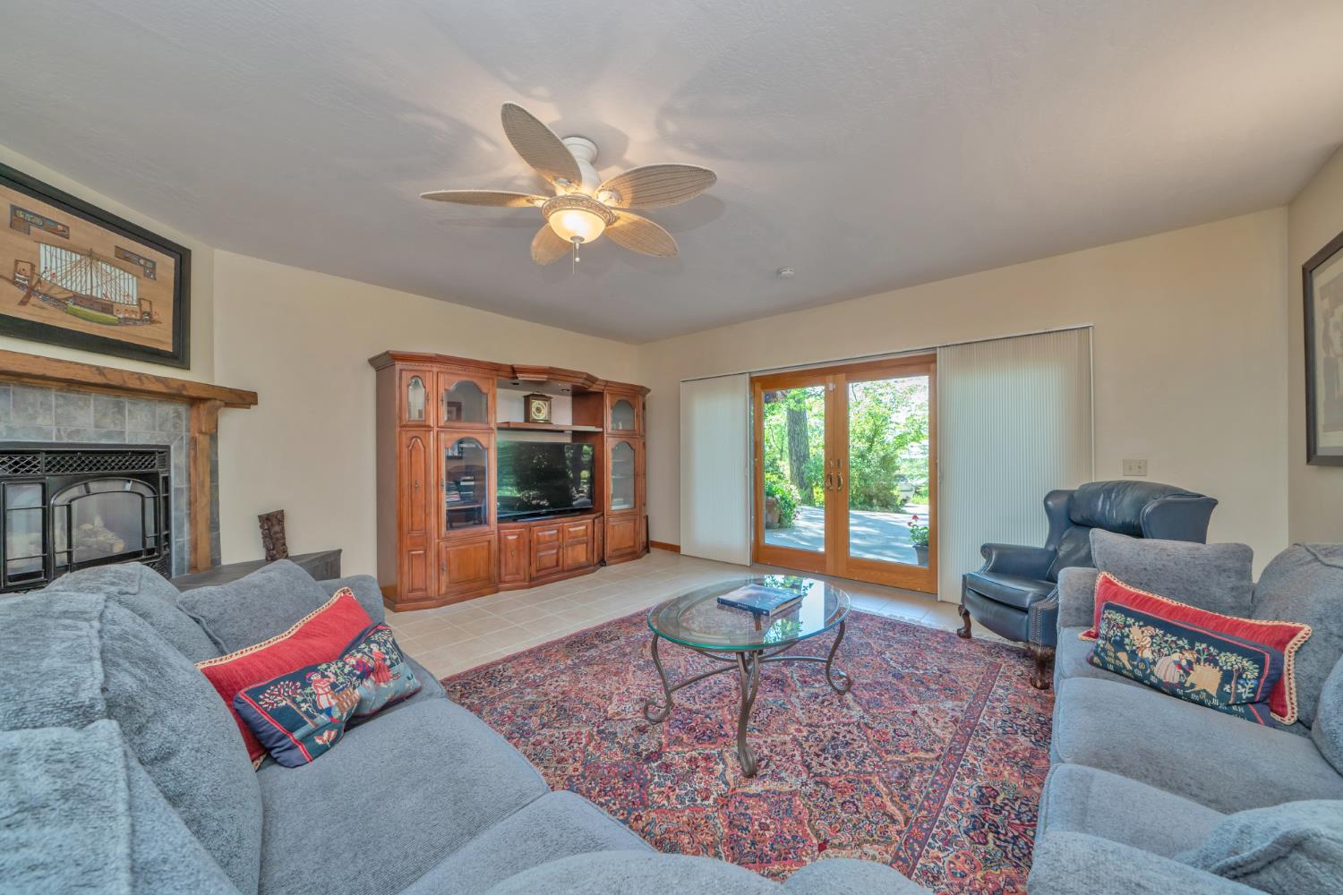 Placerville, California, 95667, United States, 3 Bedrooms Bedrooms, ,3 BathroomsBathrooms,Residential,Active,1834323