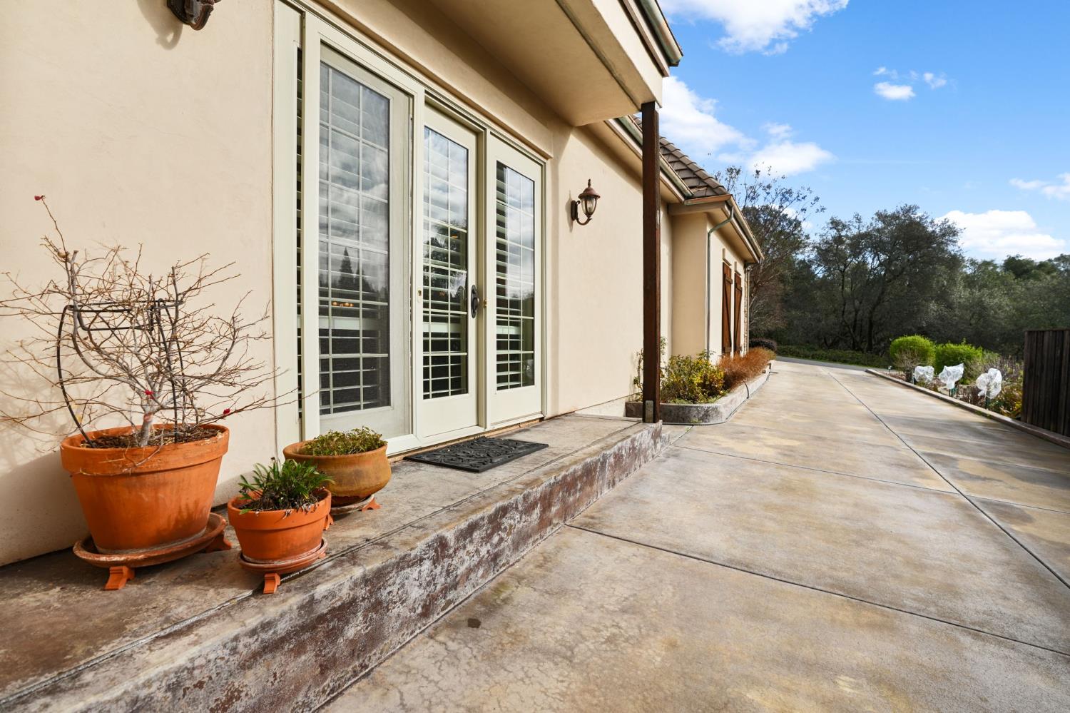 Folsom, California, 95630, United States, 4 Bedrooms Bedrooms, ,4 BathroomsBathrooms,Residential,Active,2008257