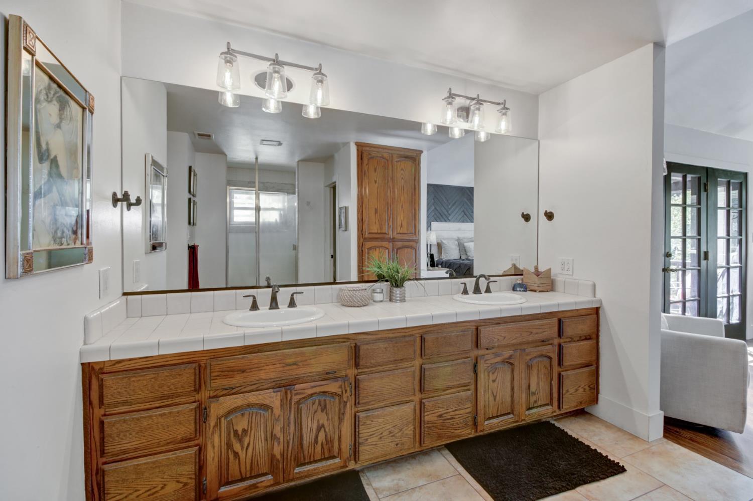 Carmichael, California, 95608, United States, 5 Bedrooms Bedrooms, ,4 BathroomsBathrooms,Residential,Active,1952048